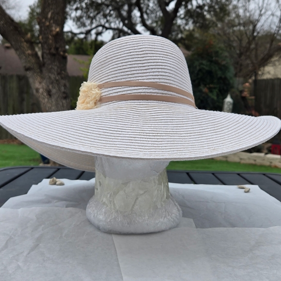 August Hats Accessories - August Hats Wide Brim Hat Elegant Whimsical Woven 100% Paper